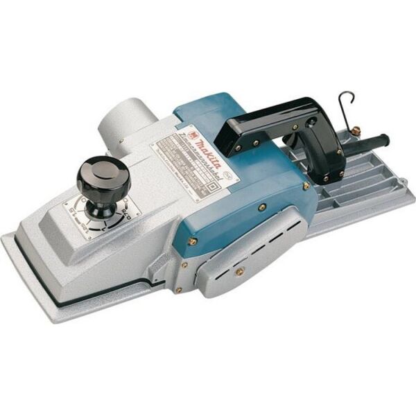 Рубанок Makita 1806B + треугольный шаблон + параллельный упор + ключ + деревянный ящик
Рубанок Makita 1806B + треугольный шаблон + параллельный упор + ключ + деревянный ящик