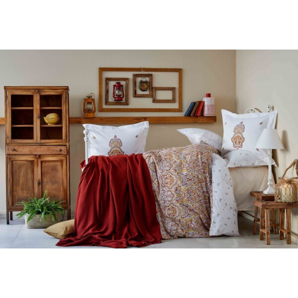 Набор постельное белье с пледом Karaca Home - Paula kiremit 2019-1 кирпичный евро (2000022194389)
Набор постельное белье с пледом Karaca Home - Paula kiremit 2019-1 кирпичный евро (2000022194389)