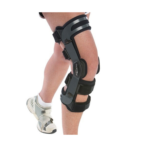 Жесткий функциональный ортез при остеоартрозе OA Adjuster 3 medial 11-1590/ lateral 11-1592 Donjoy L (11-1590/11-1592)
Жесткий функциональный ортез при остеоартрозе OA Adjuster 3 medial 11-1590/ lateral 11-1592 Donjoy L (11-1590/11-1592)