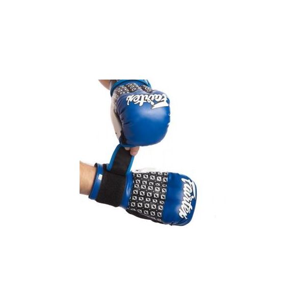 Перчатки гибридные для единоборств ММА кожаные FAIRTEX LD-FGVB17 (р-р 10-12oz, цвета в ассортименте) 0274
Перчатки гибридные для единоборств ММА кожаные FAIRTEX LD-FGVB17 (р-р 10-12oz, цвета в ассортименте) 0274