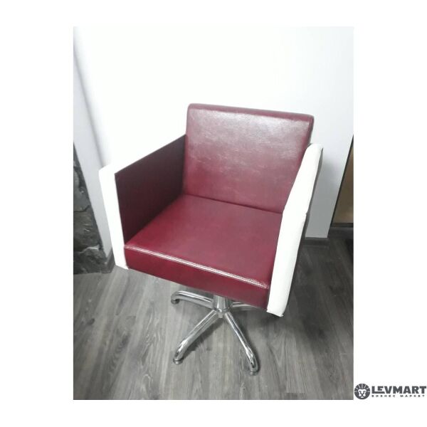 Кресло парикмахерское Quadro на гидравлике Крестовина Хром, КЗ Rainbow Red (Velmi TM) Itaka Bordo+White
Кресло парикмахерское Quadro на гидравлике Крестовина Хром, КЗ Rainbow Red (Velmi TM) Itaka Bordo+White