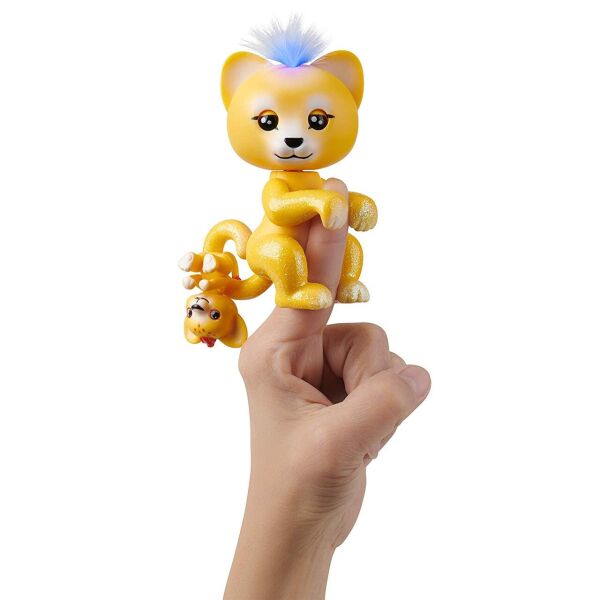 Інтерактивний ручний лев WowWee Fingerlings Sam Baby Lion Light Up левеня Сем з малюком (3526) (B07N83QR3M)
Інтерактивний ручний лев WowWee Fingerlings Sam Baby Lion Light Up левеня Сем з малюком (3526) (B07N83QR3M)