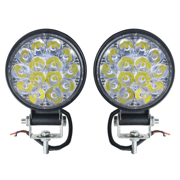 Комплект светодиодных фар 12-24V 42W 6000K (10х 8.5см) LED (лэд) фары круглые на авто, трактор, грузовик,мото.
Комплект светодиодных фар 12-24V 42W 6000K (10х 8.5см) LED (лэд) фары круглые на авто, трактор, грузовик,мото.