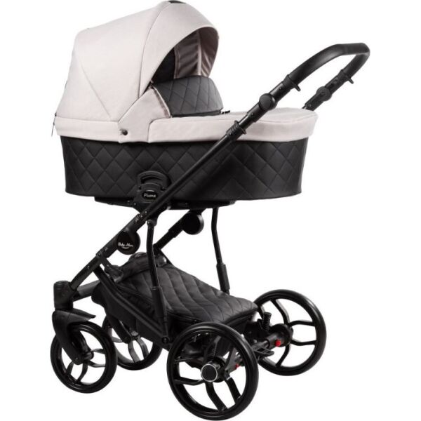 Коляска универсальная 2 в 1 Baby Merc Piuma 02B Белый с дождевиком и матрасом + москитная сетка, чехлы и сумка для мамы
Коляска универсальная 2 в 1 Baby Merc Piuma 02B Белый с дождевиком и матрасом + москитная сетка, чехлы и сумка для мамы