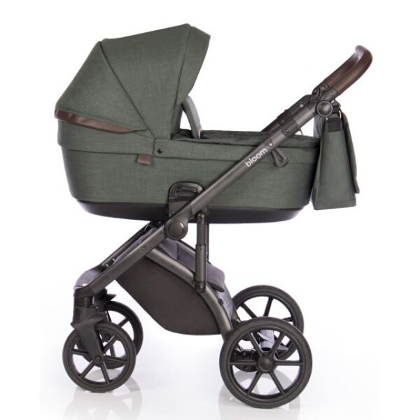 Коляска универсальная 2 в 1 Roan Bloom Night Green с багажной корзиной и двойной амортизацией + сумка для мамы
Коляска универсальная 2 в 1 Roan Bloom Night Green с багажной корзиной и двойной амортизацией + сумка для мамы
