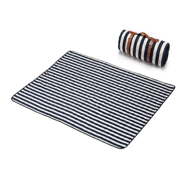 Туристический коврик для пикника, пляжа и дома Naturehike NH20FCD04 139x195 см Navy stripes
Туристический коврик для пикника, пляжа и дома Naturehike NH20FCD04 139x195 см Navy stripes