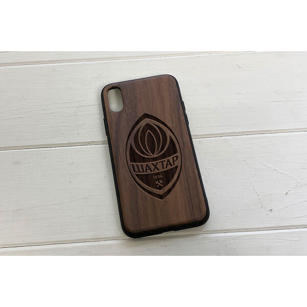 Деревянный чехол SkinWood Американский орех для iPhone X с дизайнерской гравировкой Шахтер
Деревянный чехол SkinWood Американский орех для iPhone X с дизайнерской гравировкой Шахтер