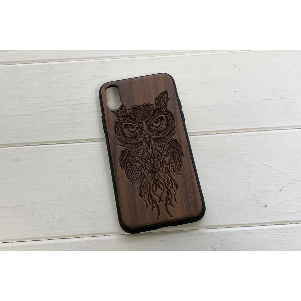 Деревянный чехол SkinWood Американский орех для iPhone X с дизайнерской гравировкой Совы
Деревянный чехол SkinWood Американский орех для iPhone X с дизайнерской гравировкой Совы