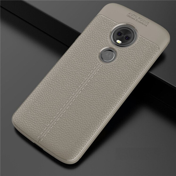 Чехол LUX для Motorola Moto E5 Plus / XT1924-1 силикон Original Auto Focus Soft Touch серый
Чехол LUX для Motorola Moto E5 Plus / XT1924-1 силикон Original Auto Focus Soft Touch серый