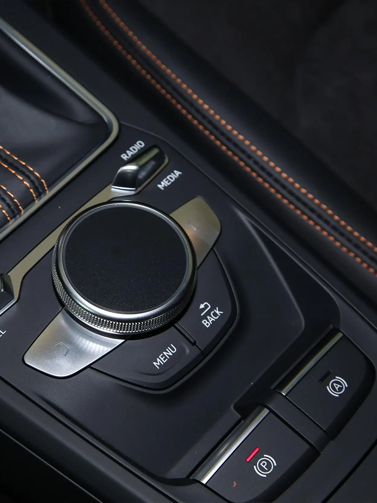 Фото 5 AUDI_Q2L