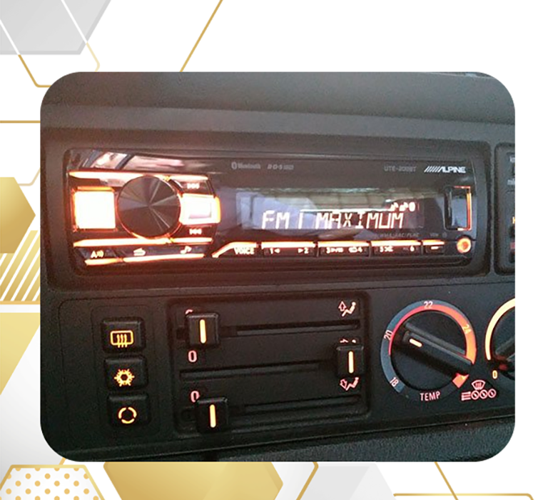 Фото 5 Alpine UTE-200BT