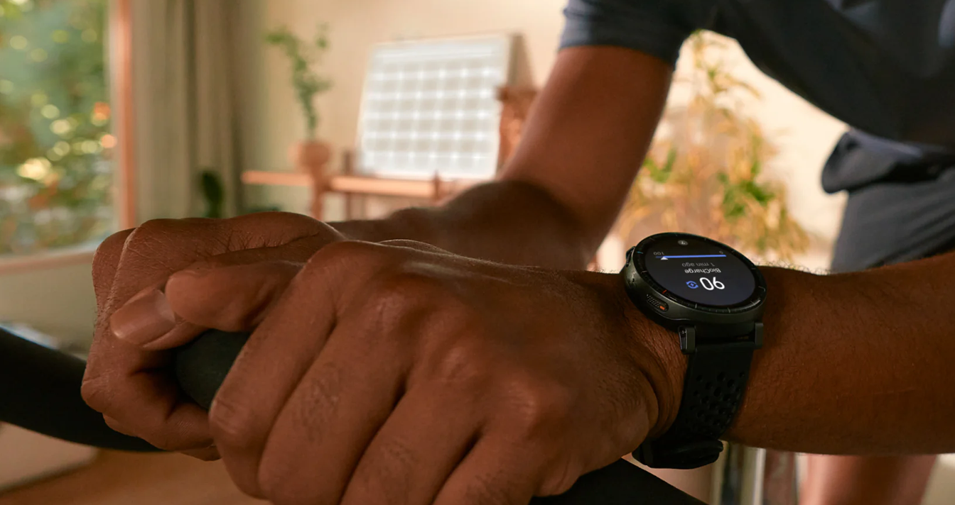 Фото Amazfit Active Max W2557AP1N