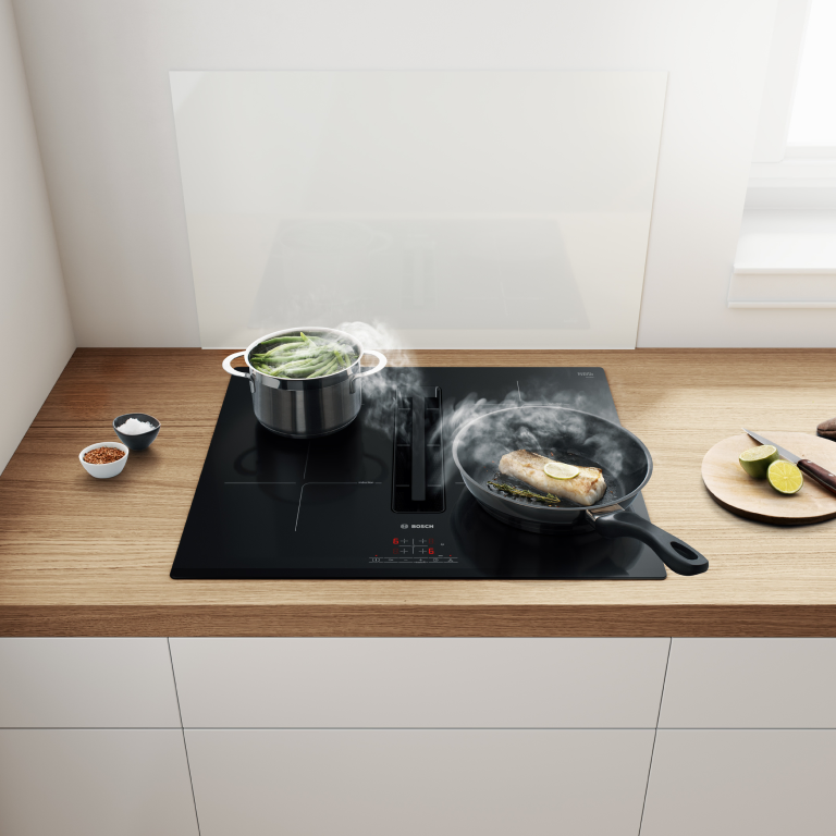 Фото 2 Bosch PIE611B15E SER4