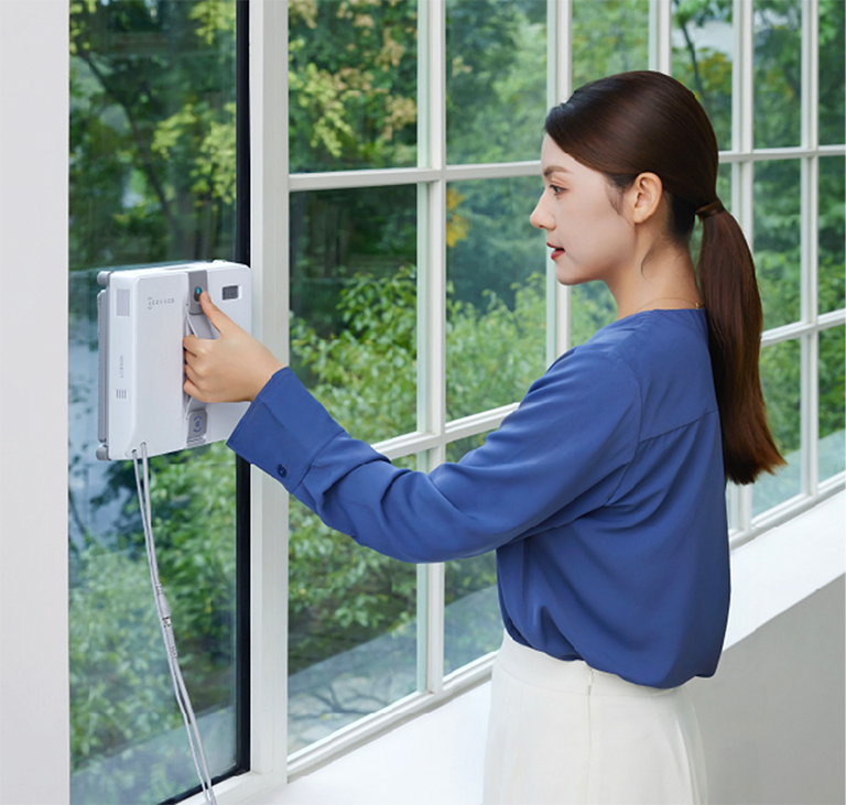 Фото Ecovacs Winbot MINI
