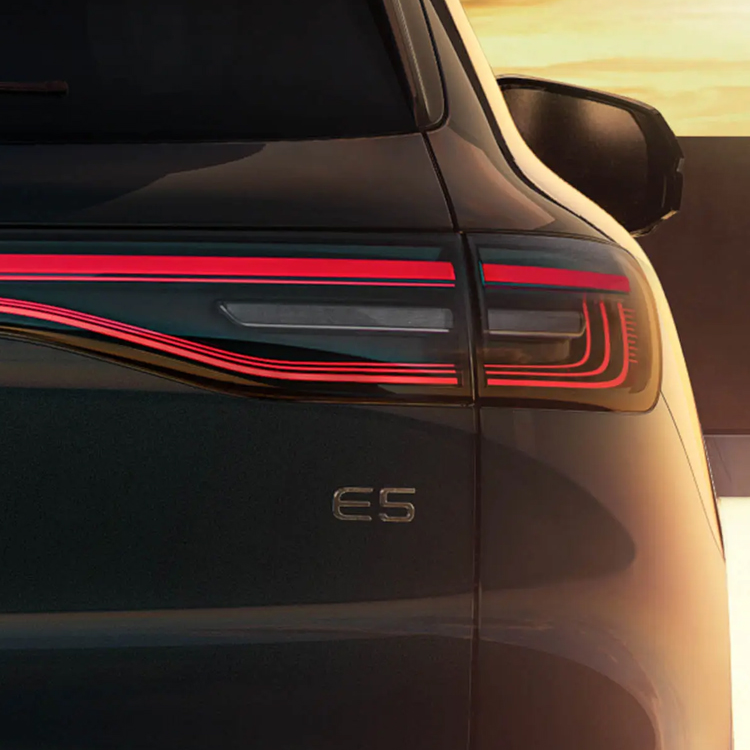Фото 4 GEELY_Galaxy_E5