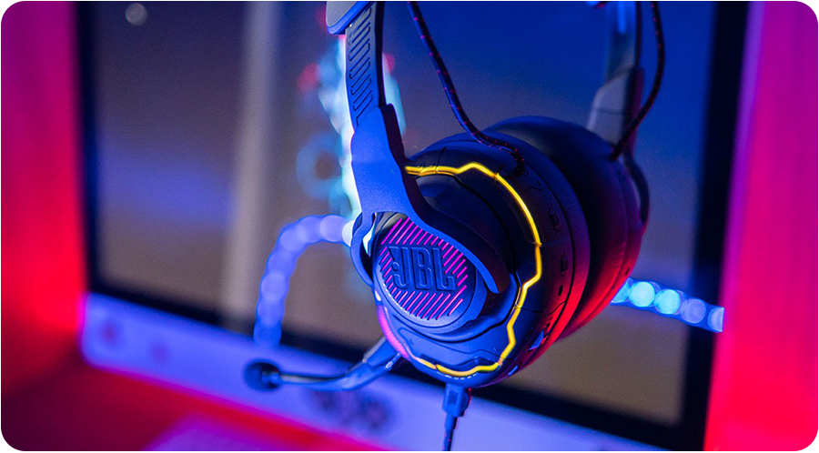 Фото 3 JBL Quantum One