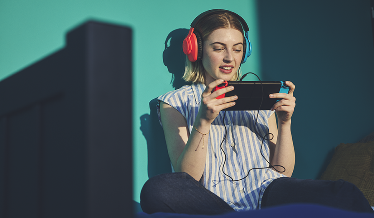 Фото 2 JBL_Quantum_100N