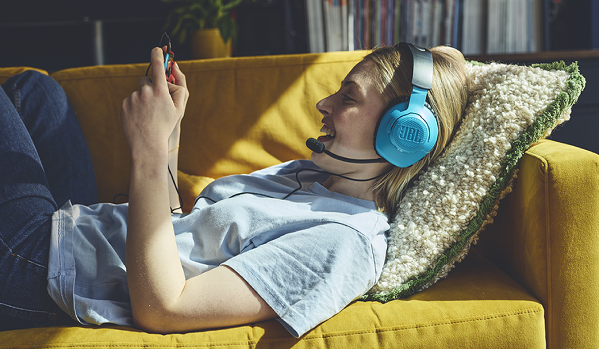 Фото 4 JBL_Quantum_100N