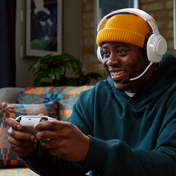 Фото 2 JBL_Quantum_360