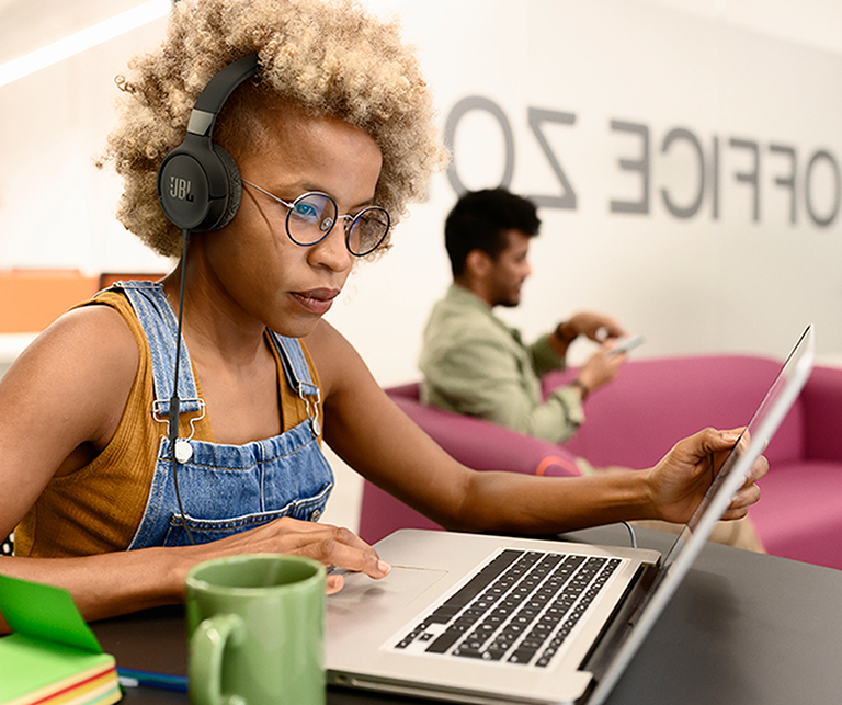 Фото JBL Tune 520C