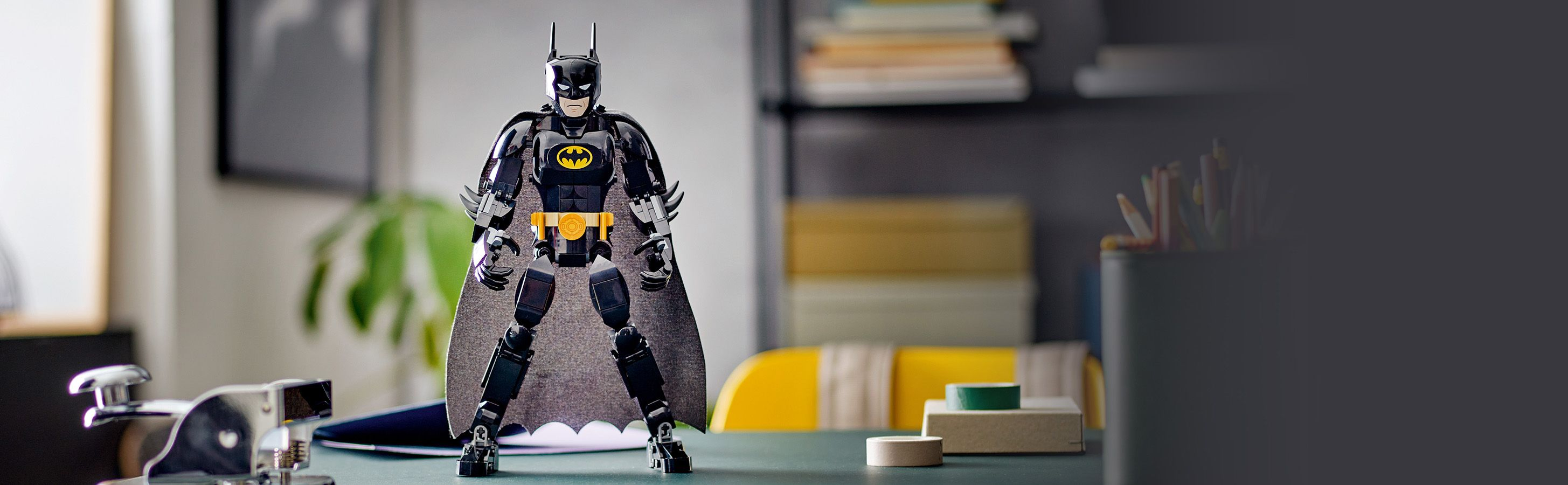 LEGO® DC Фігурка Бетмена для складання

