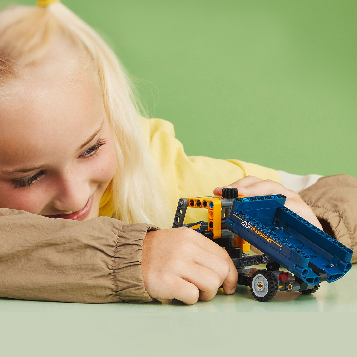 LEGO® Technic Самоскид
