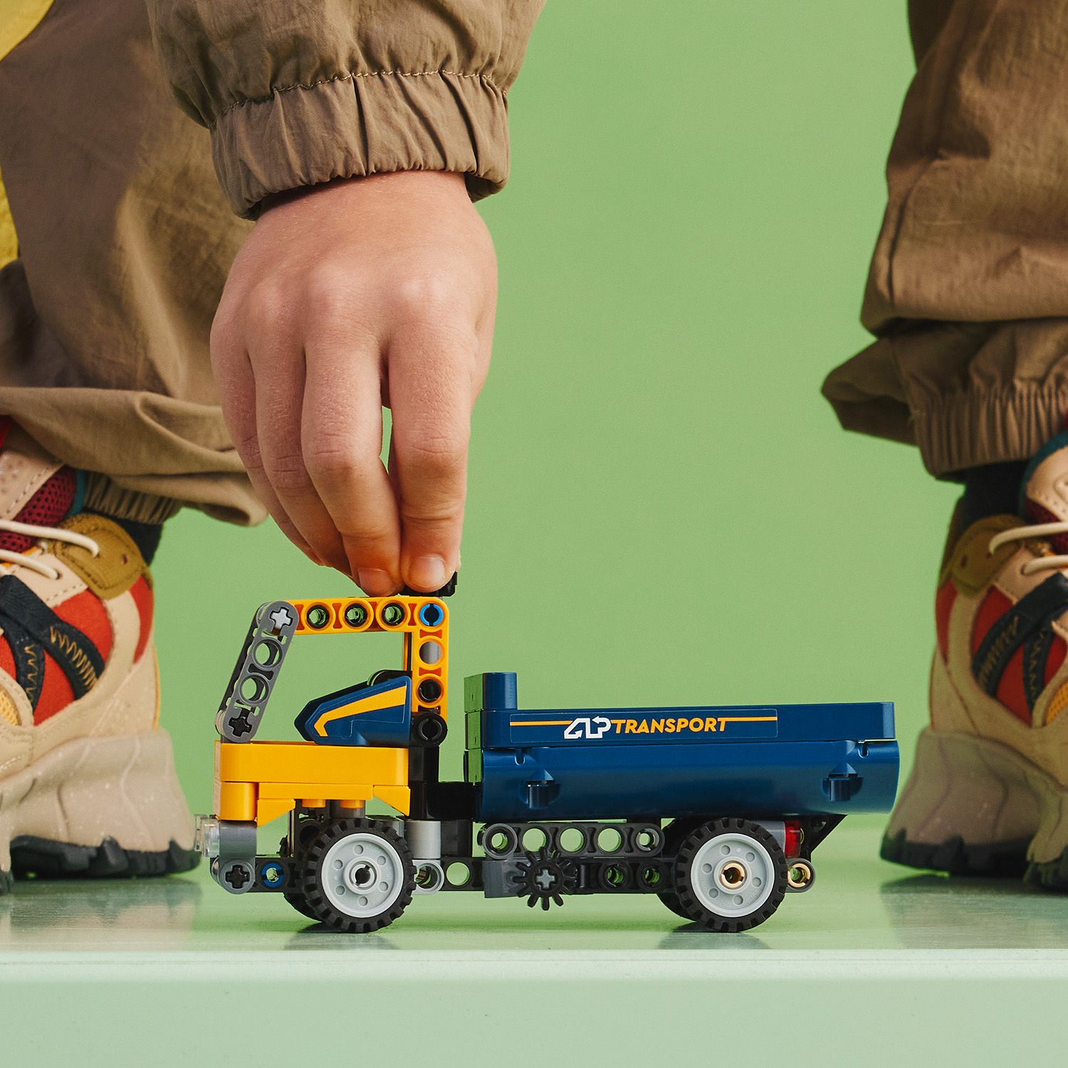LEGO® Technic Самоскид
