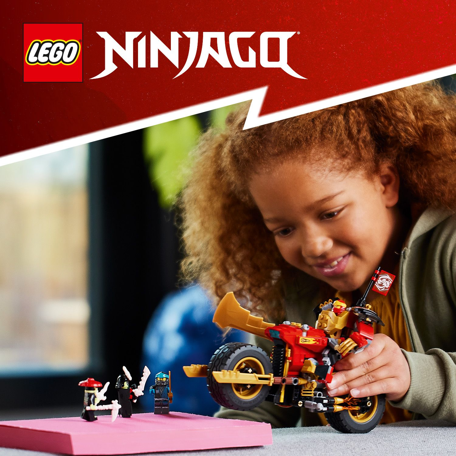 Набор работ и мотоциклов NINJAGO®