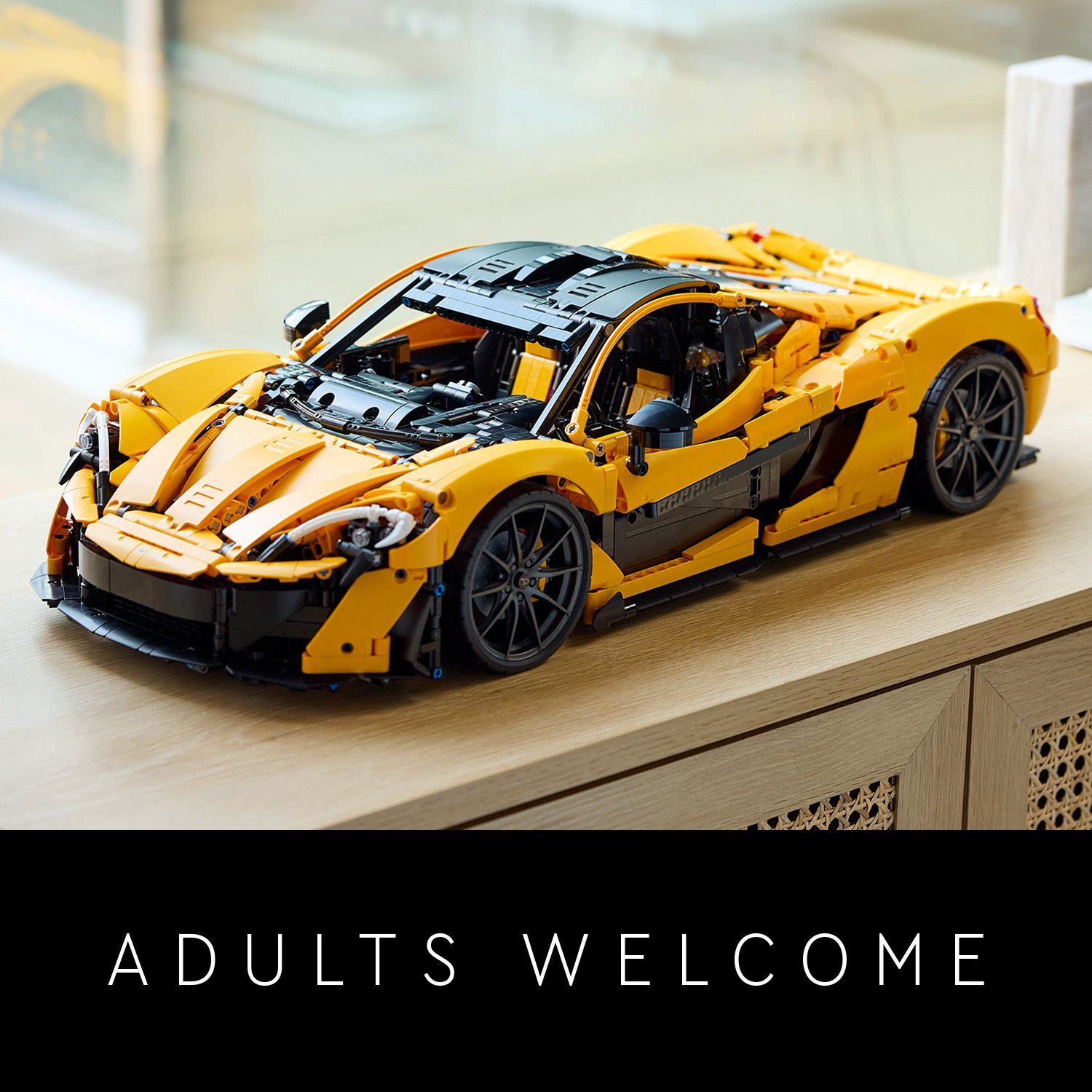 LEGO® Technic McLaren P1™

