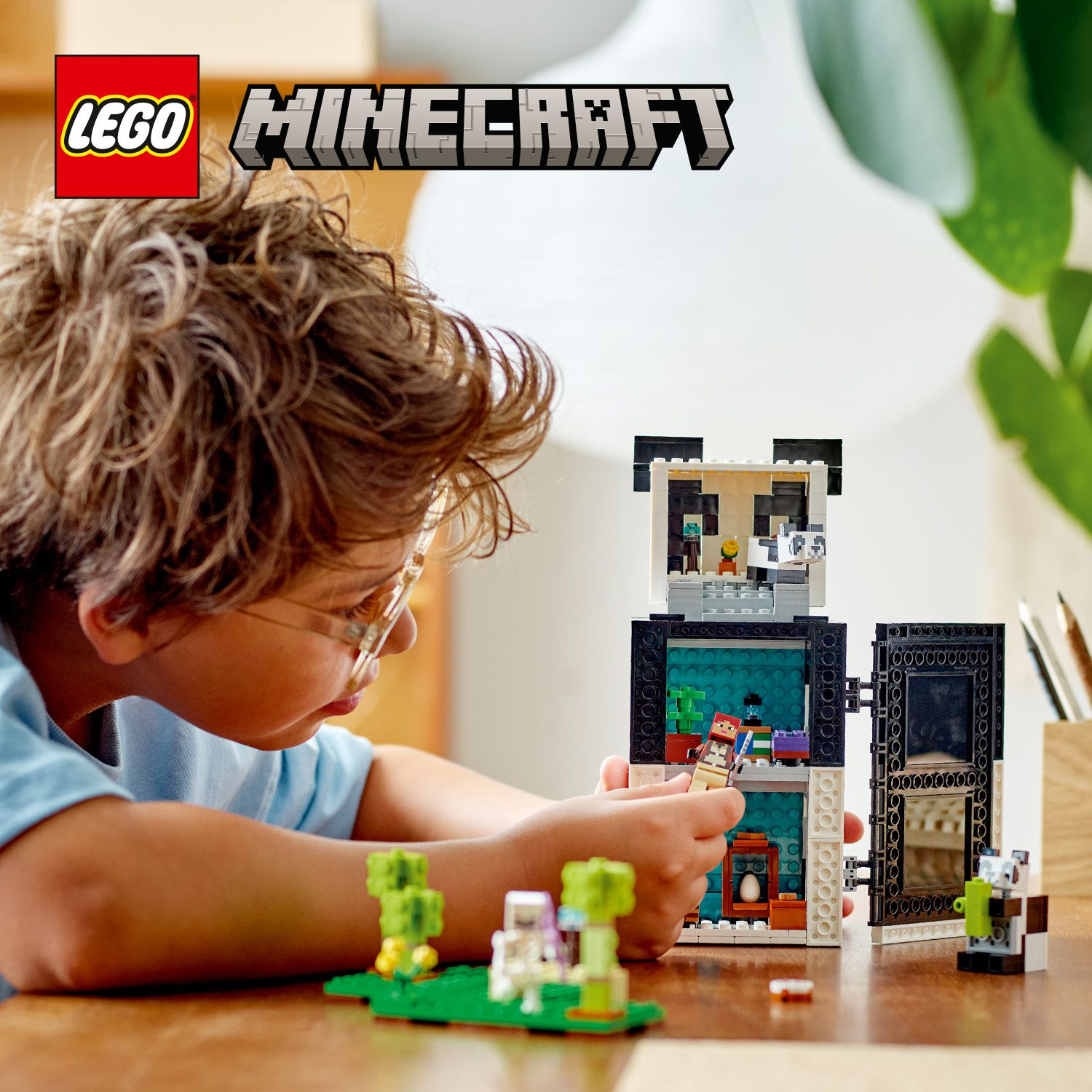 LEGO® Minecraft® Помешкання панди

