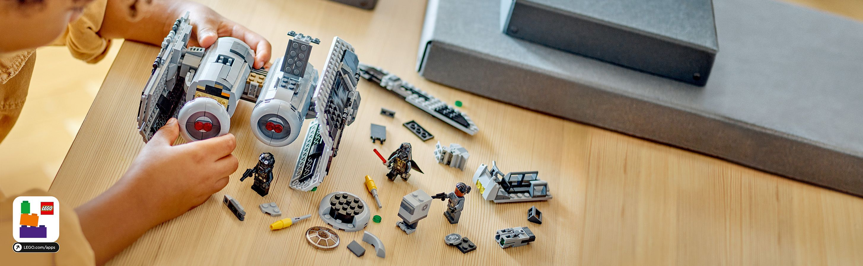LEGO® Star Wars™ Бомбардувальник TIE

