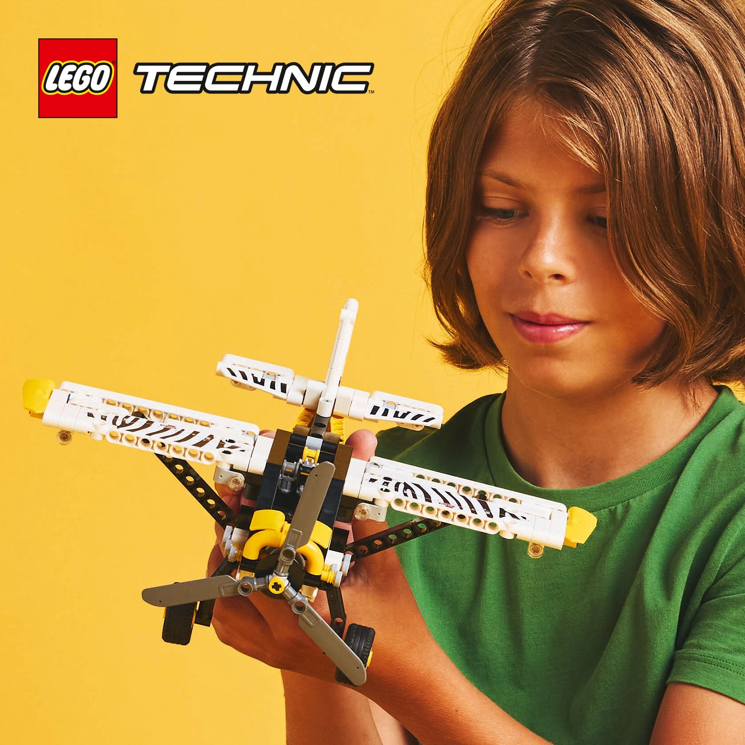 LEGO® Technic Буш-літак
