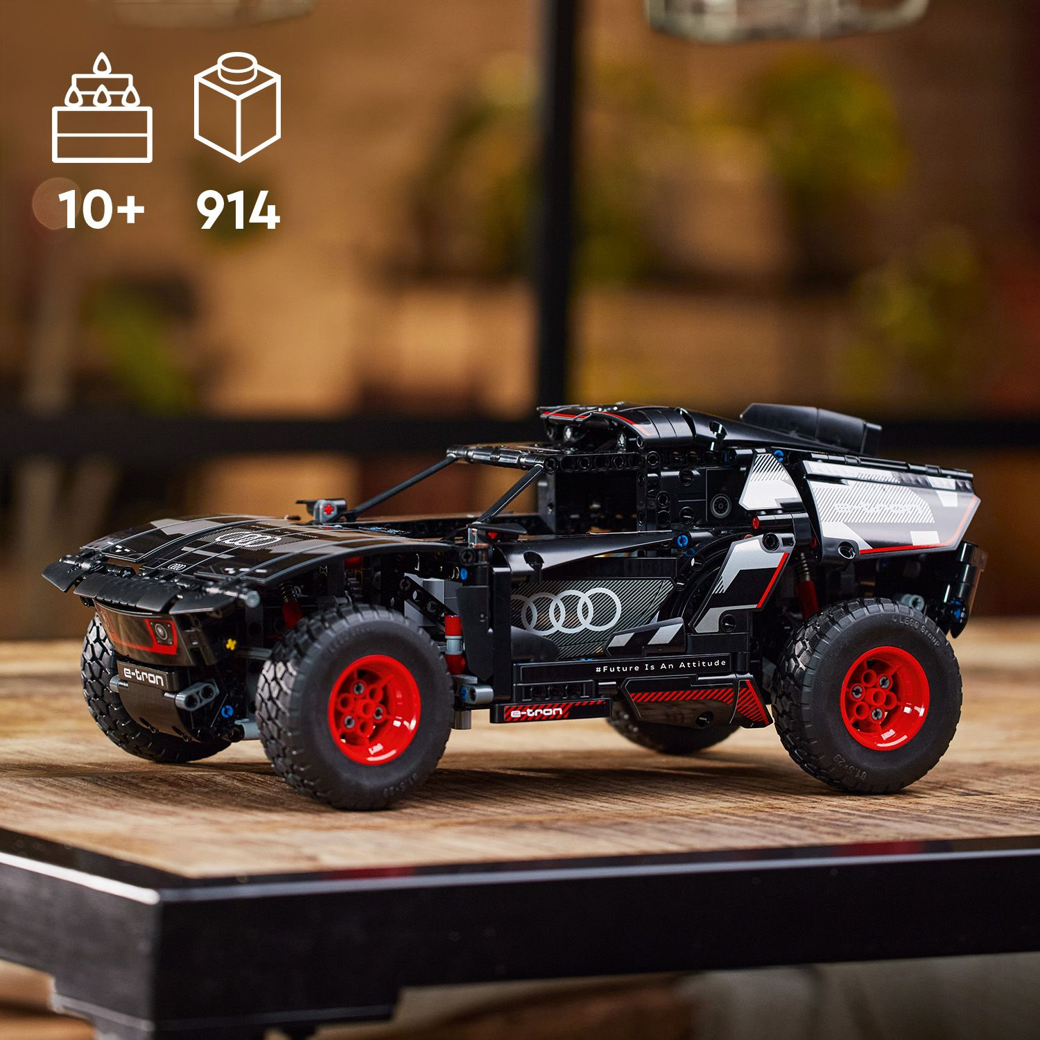 LEGO Technic AudiRS Q e-tron