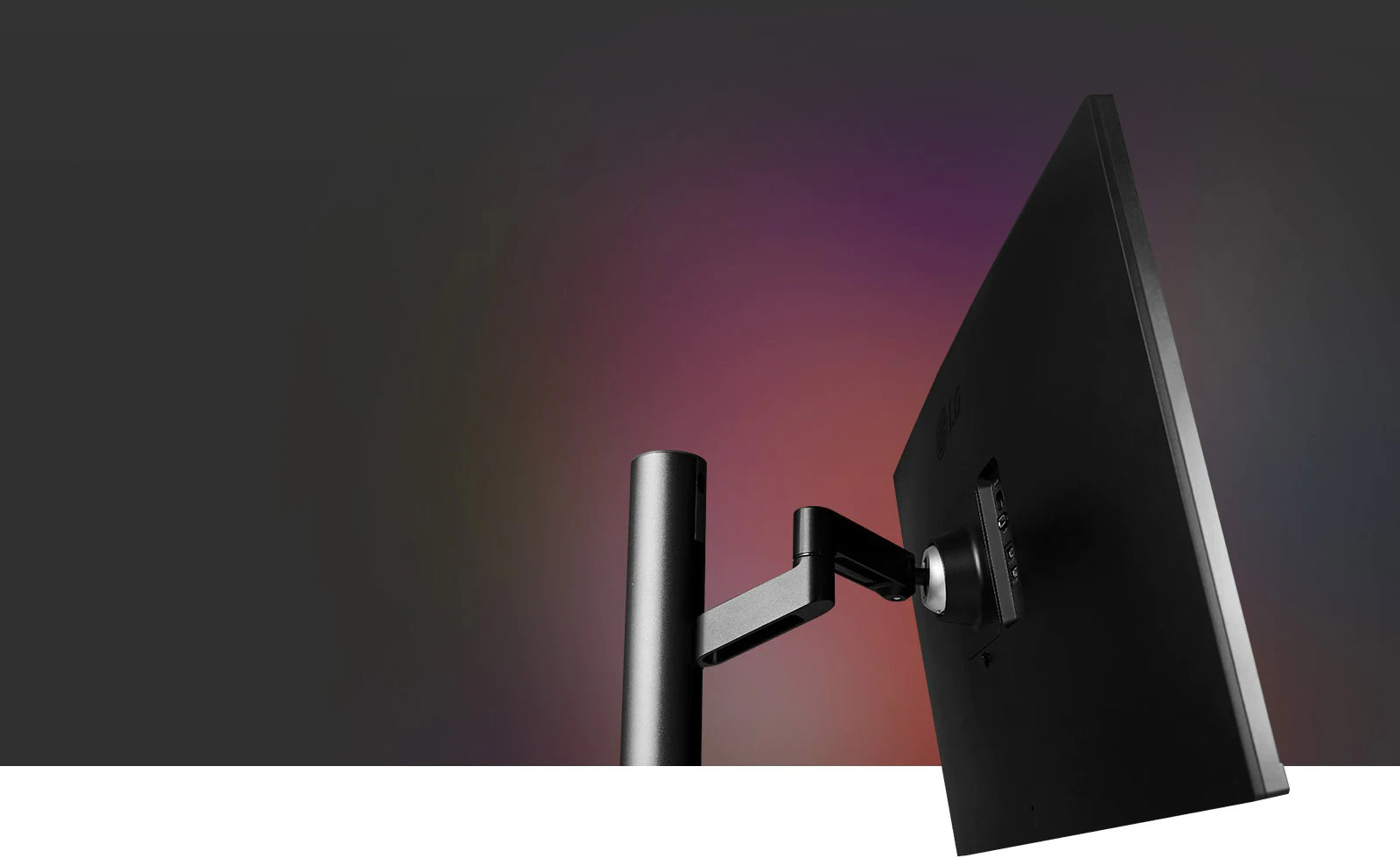 Фото 3 LG 32UN880-B