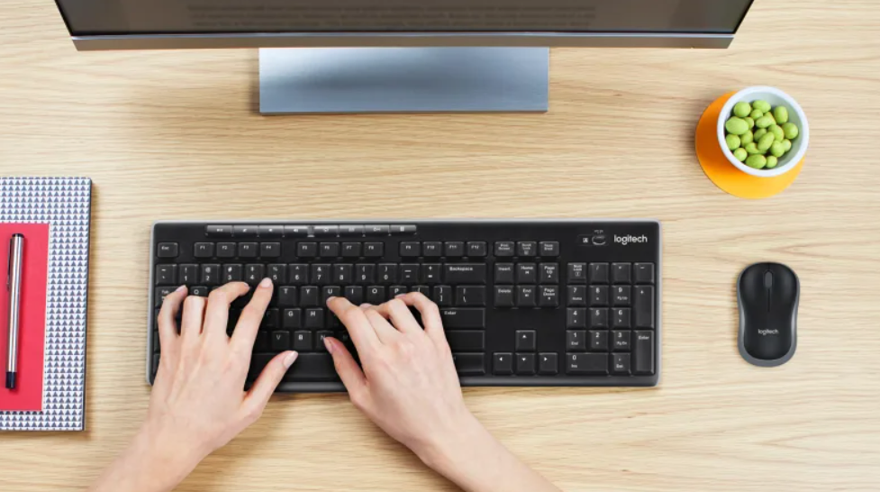 Фото 2 Logitech Cordless Desktop MK270