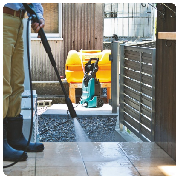 Фото 3 Makita HW1300, 130 бар, 1800 Вт, 12.7 кг