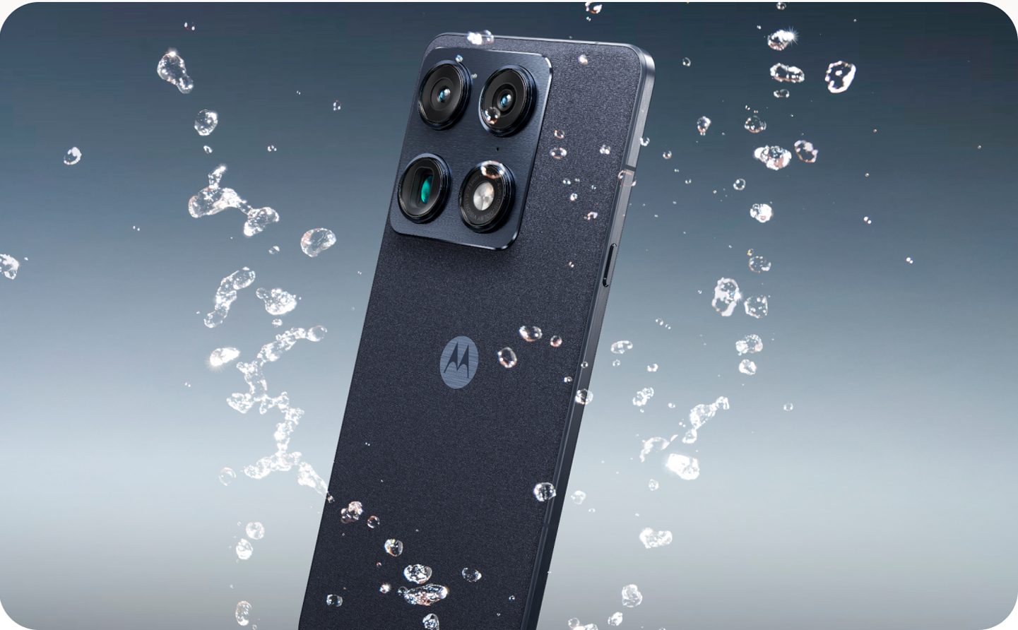 Фото Moto Signature