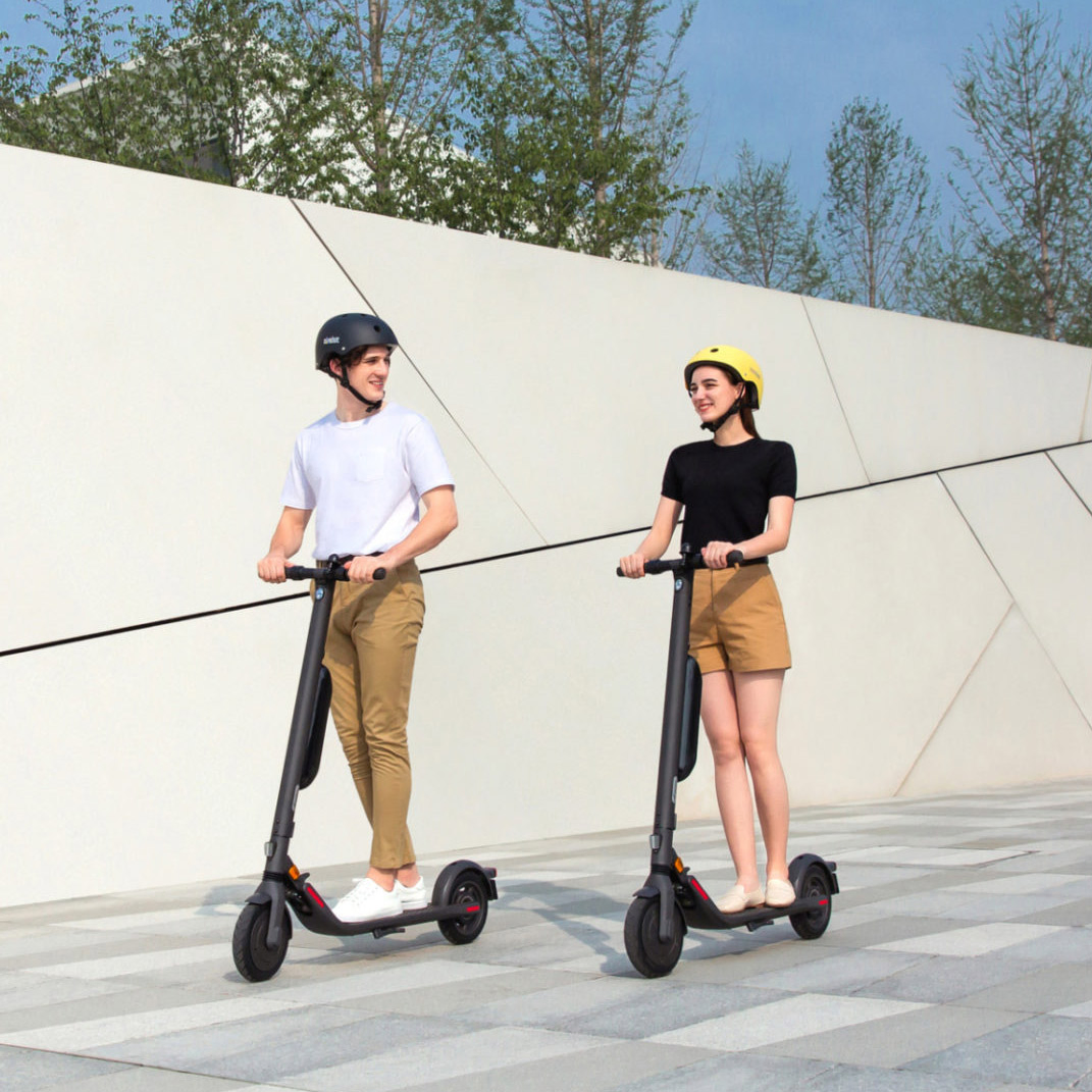 Фото 4 Ninebot KickScooter E45E