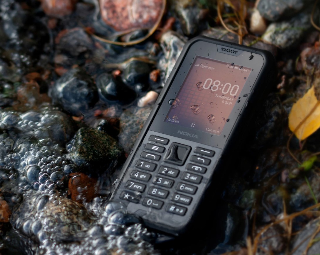 Nokia_800_Tough