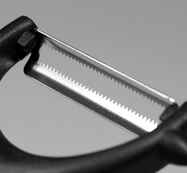 Ovoshchechistka_HuoHuo_HU0035 