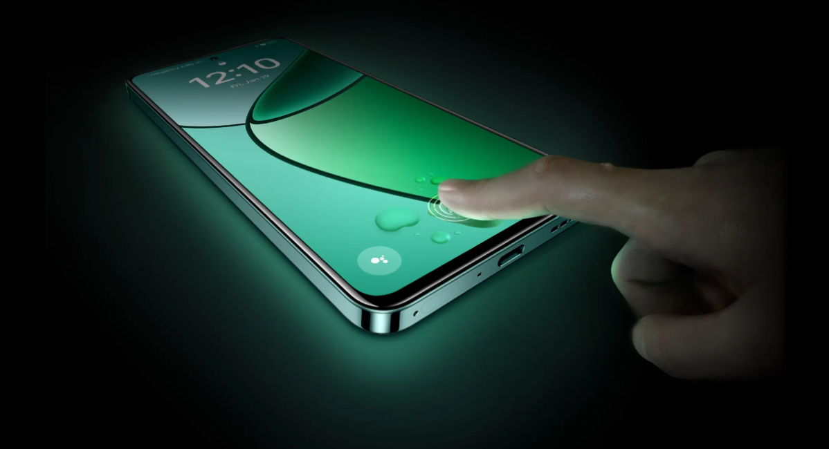 Фото 12 Realme_12_PLUS	