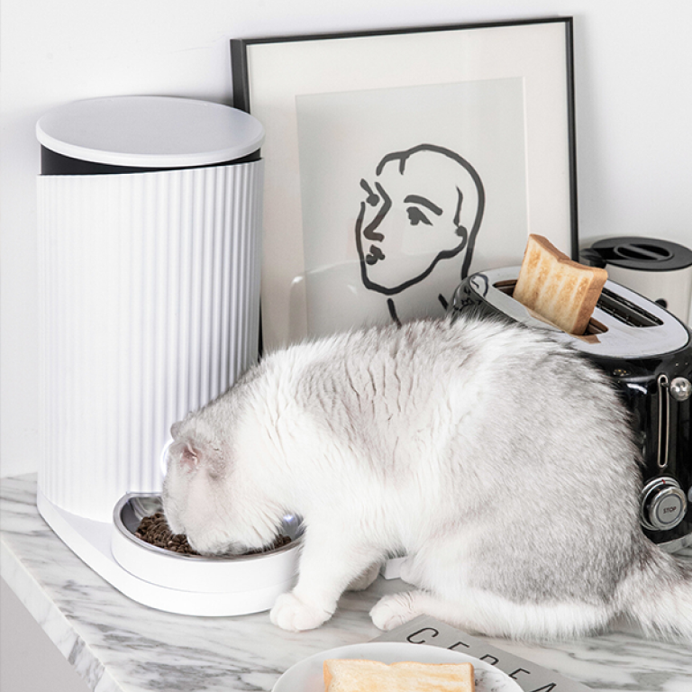 Фото 7 Смарт кормушка для домашних животных