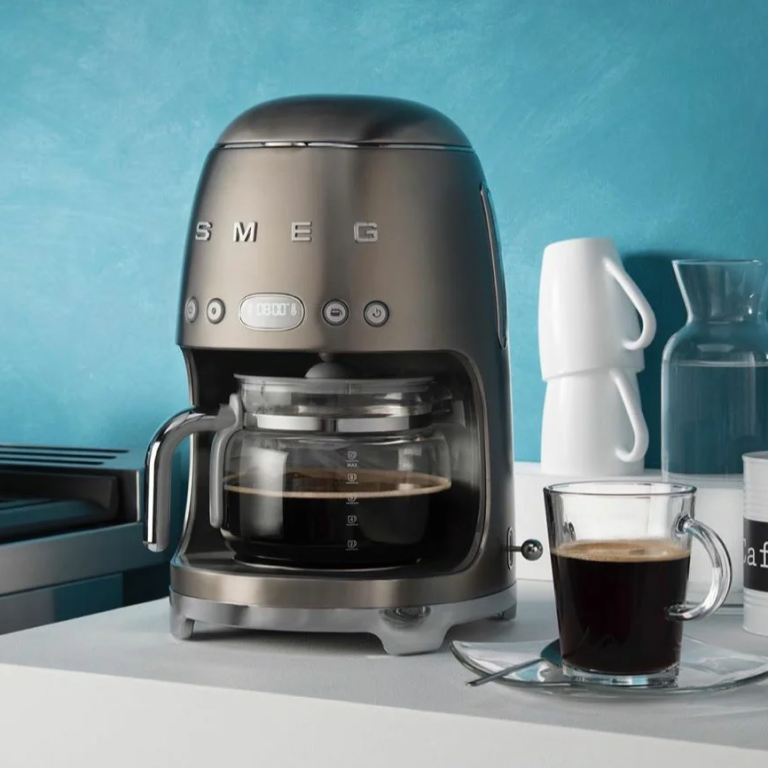 Фото 3 Smeg DCF02 