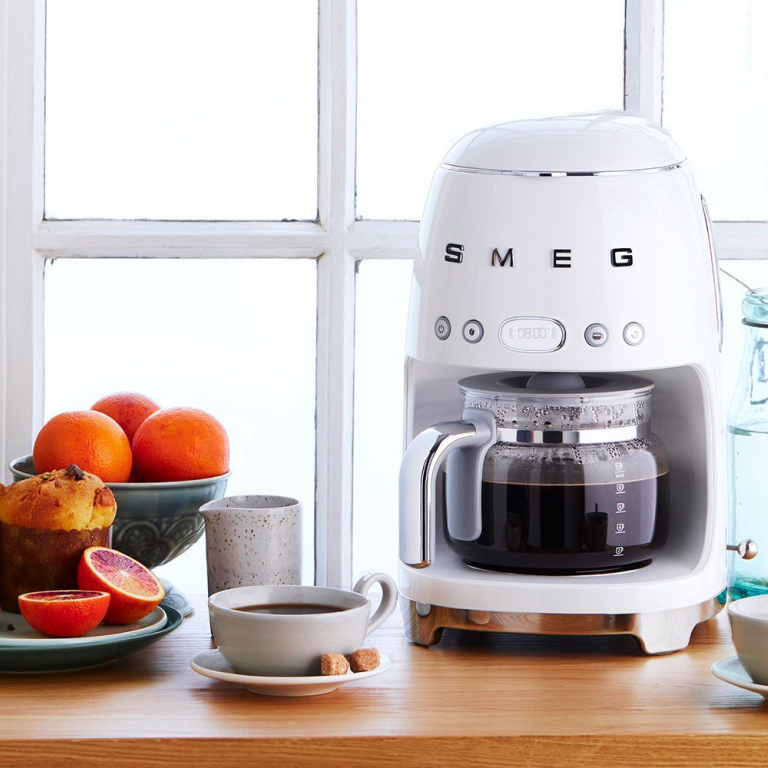 Фото 7 Smeg DCF02 