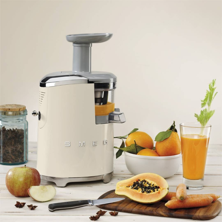 Фото 5 Соковыжималка Smeg SJF01