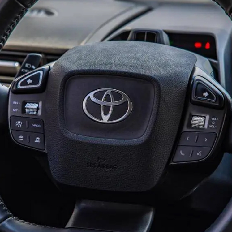 Фото 3 TOYOTA_Bz3_TOP