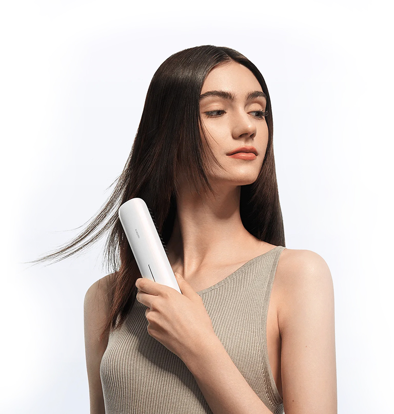 Фото Xiaomi Cordless Hair Straightener Brush EU