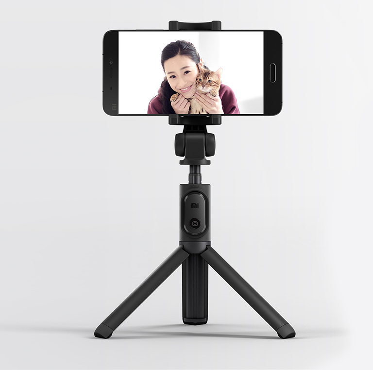 Фото 1 Xiaomi Selfie Stick Tripod