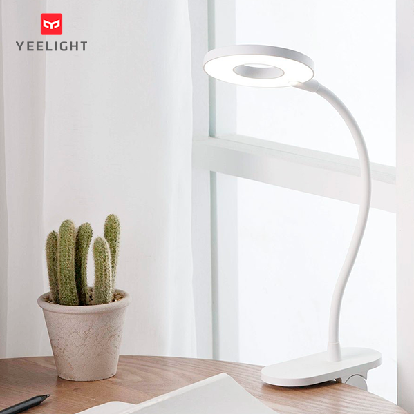 Фото 1 Yeelight Clip on Lamp J1