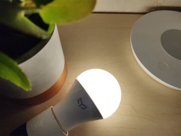 Фото 5 Yeelight LED Bulb A60